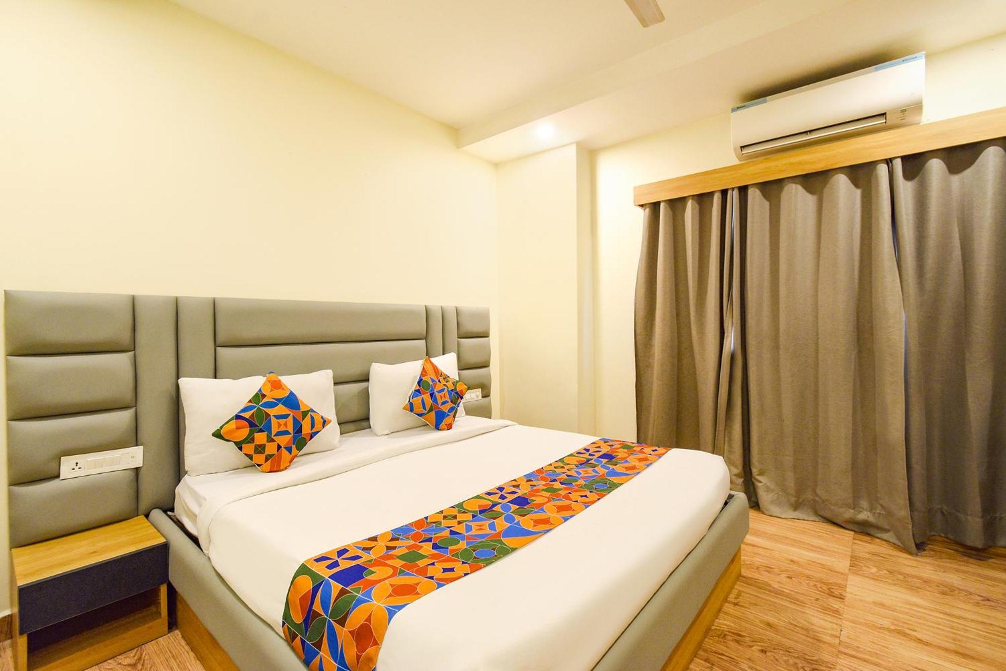 Fabhotel White Ridge - Kondapur Kondapur  Exterior photo