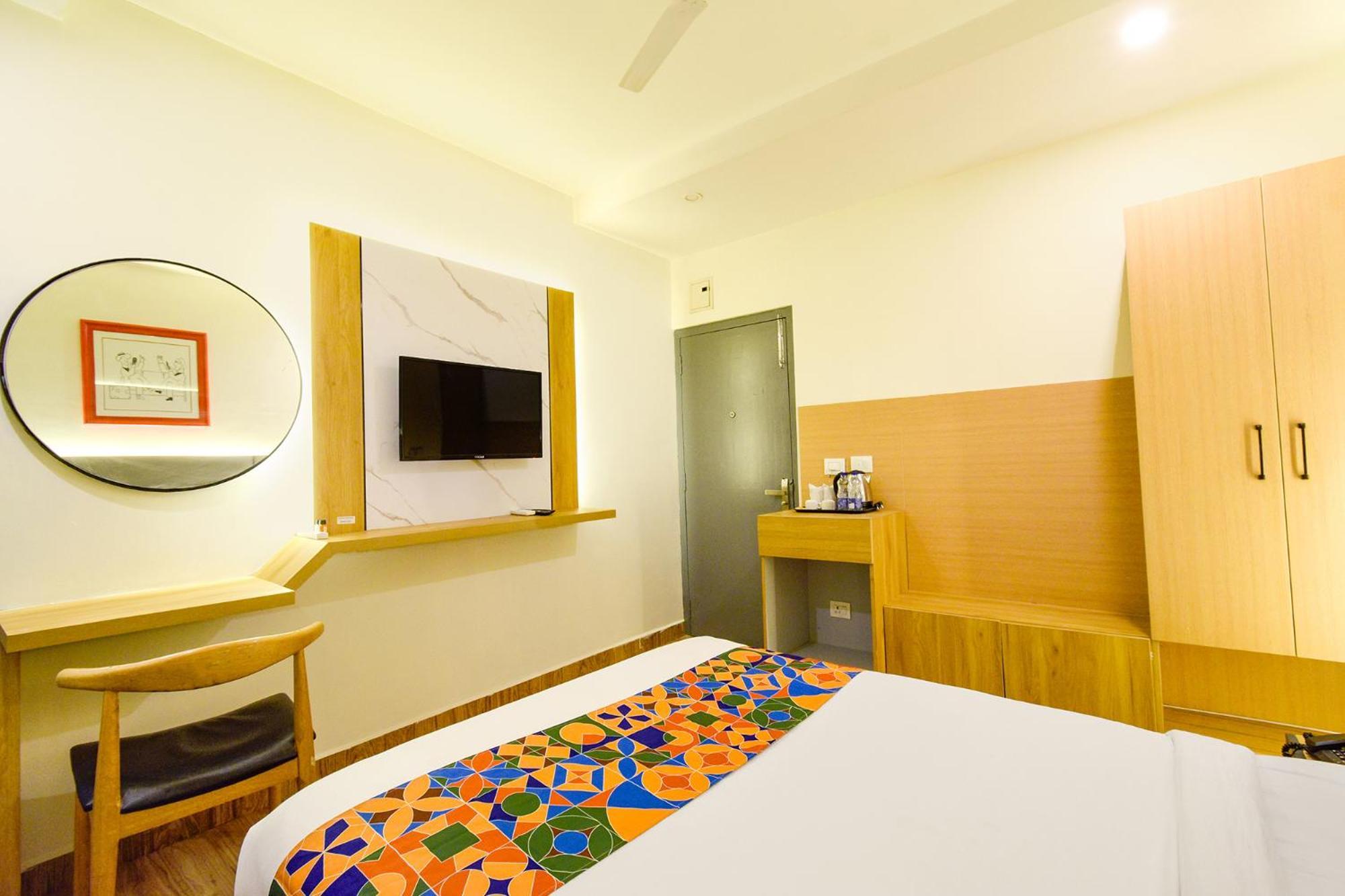 Fabhotel White Ridge - Kondapur Kondapur  Exterior photo