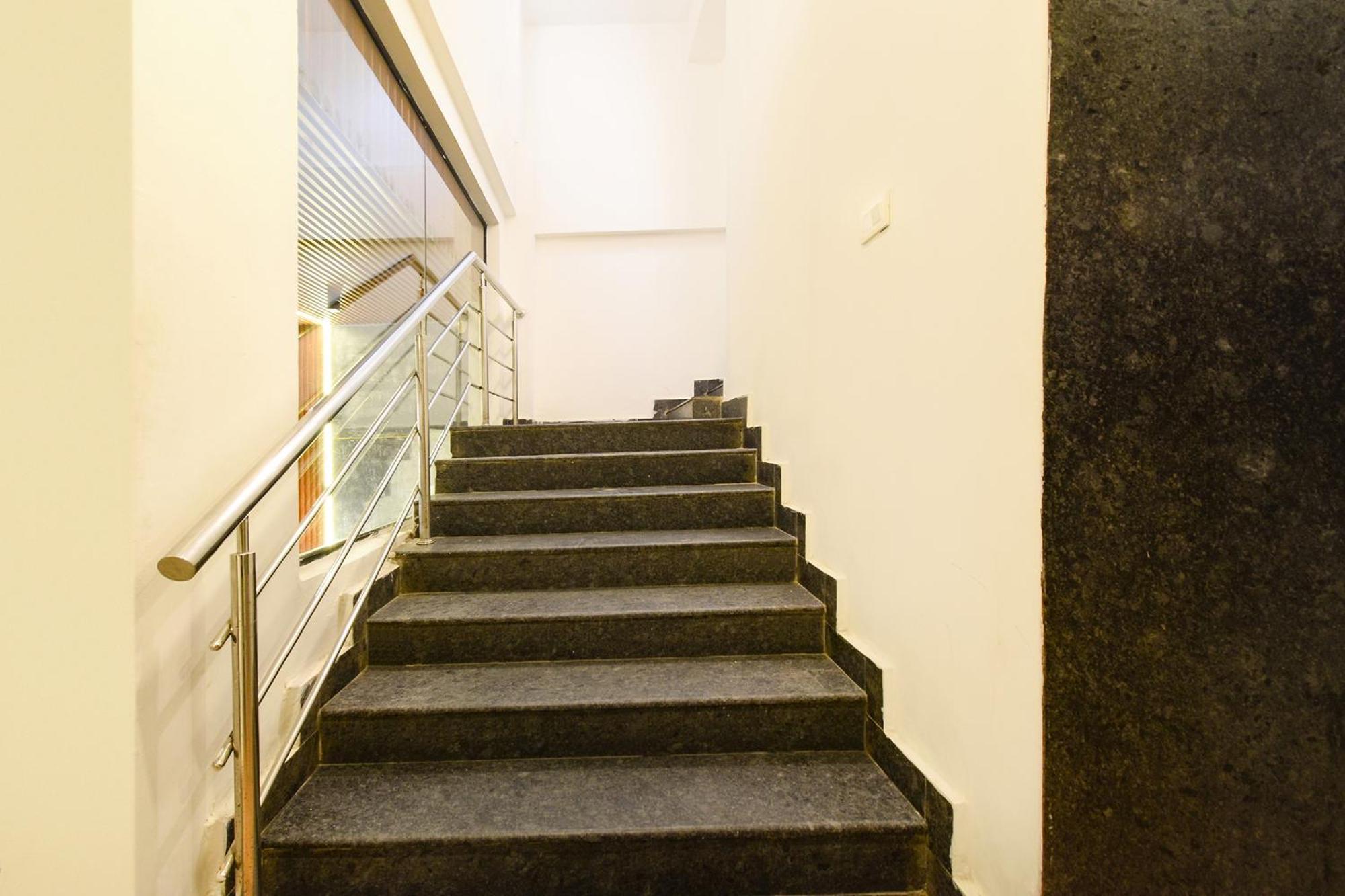 Fabhotel White Ridge - Kondapur Kondapur  Exterior photo