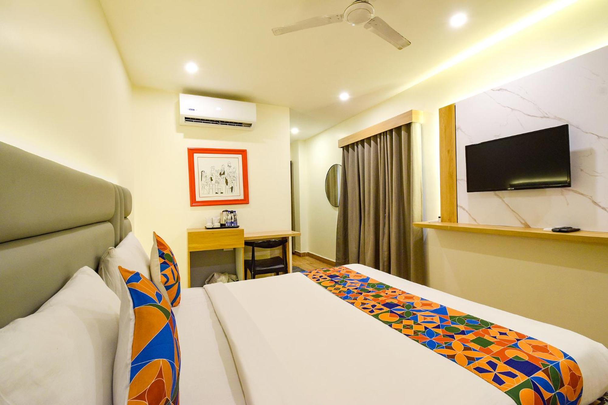 Fabhotel White Ridge - Kondapur Kondapur  Exterior photo